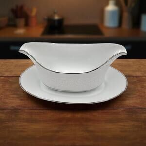 Empress Japan Whitehall Gravy Boat w/ Attached Underplate White Flowers Silver